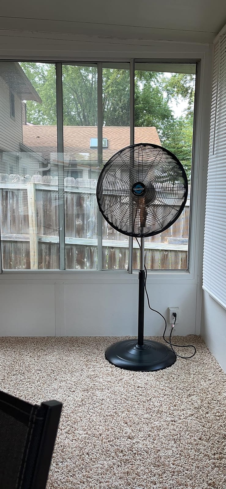 Tornado 24 Inch Outdoor Oscillating Pedestal Fan, IPX4 Water-Resistant High Velocity Metal Floor Fan, 2-Speed Commercial Industrial Standing Fan, 7600 CFM, cETL Listed customer photo 2