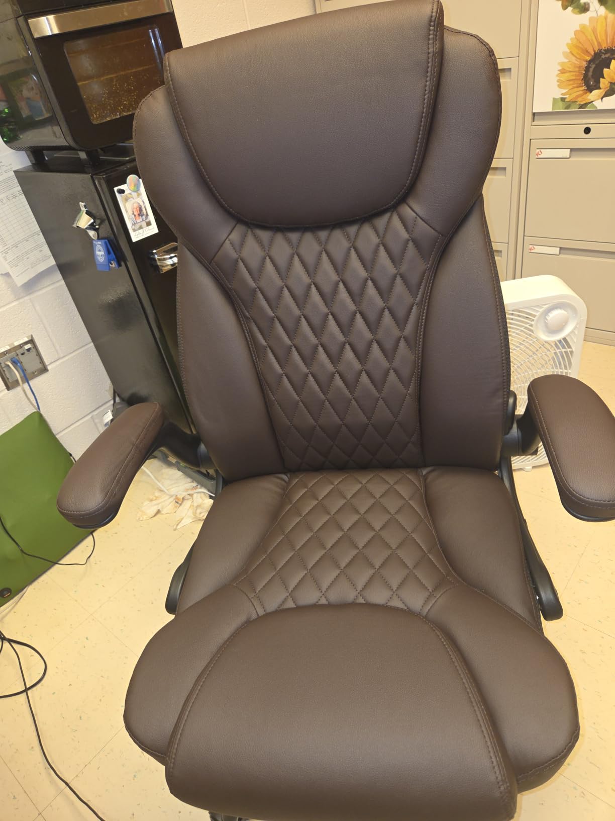 amseatec Big and Tall Office Chair, Flip-Up, Executive Desk Chair, Brown customer photo 1
