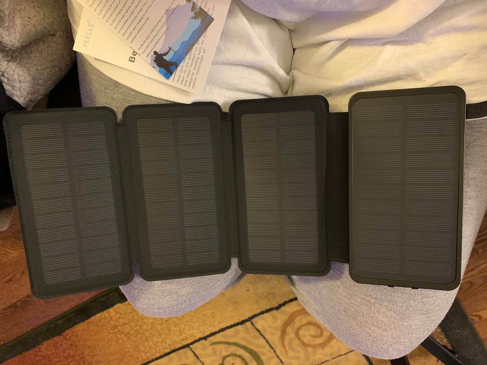 FEELLE Solar Power Bank 50000mAh Magnetic Portable Charger with Hand Crank customer photo 1
