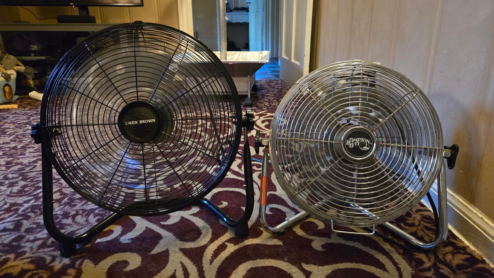 KEN BROWN 20 Inch Box Fan, 4700 CFM High Velocity Floor Fan with 3 Speeds, 360° Adjustable Tilt, Heavy Duty Metal Fan for Garage, Shop, Bedroom, Workshop customer photo 2