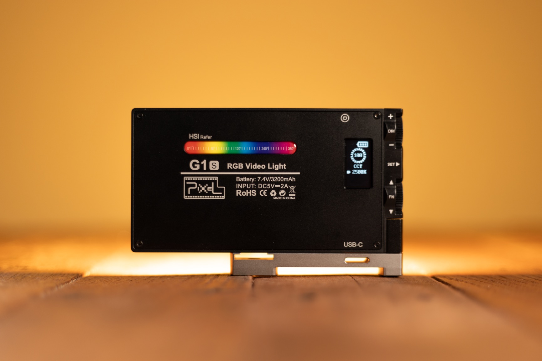 Pixel G1s RGB Video Light with APP Control, 12W 210 Minutes Rechargeable Battery LED Camera Light, 10 Common Lighting Effects, CRI≥97 2500-8500K LED Video Light with Aluminum Alloy Body customer photo 2