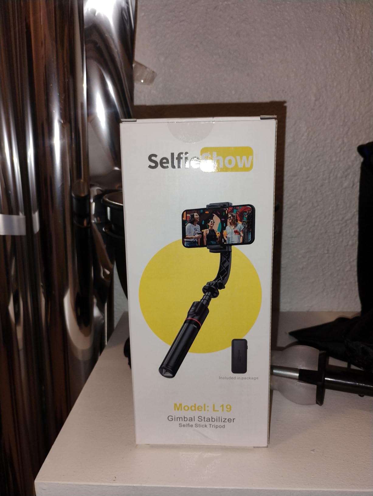 Smartphone Gimbal Stabilizer with Remote, Aluminum Extendable Selfie Stick Tripod, 360° Automatic Rotation, Auto Balance for Live Video Recording, Vlogging, YouTube Compatible with iPhone and Android customer photo 1