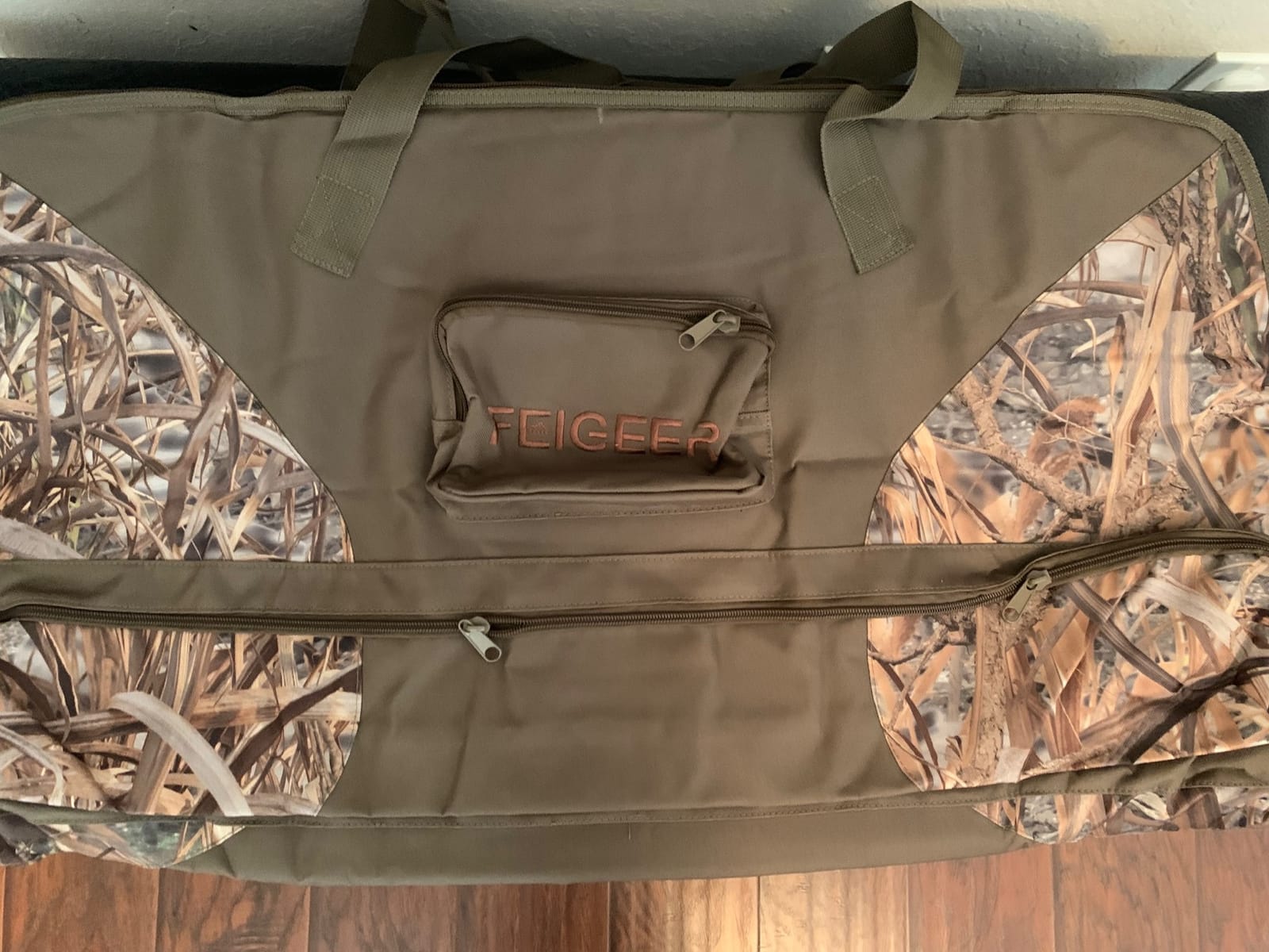 MYDAYS Compound Bow Case,FEIGEER Camo Soft Bow Case with Thick Protective Foam Padding for Archery Accessories,41” customer photo 1
