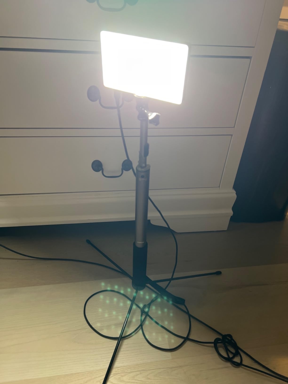 SmallRig RM120 RGB LED Video Light Panel, 7W Portable Metal Camera Light customer photo 1