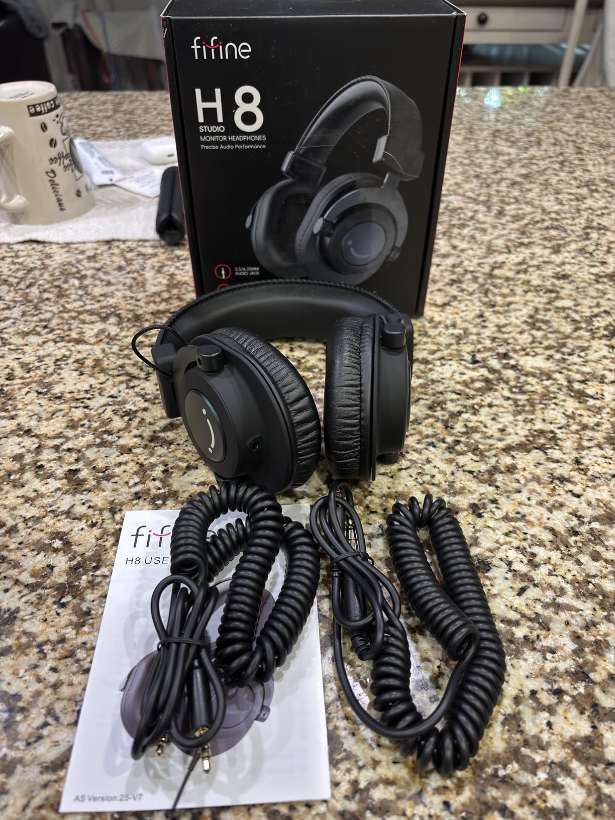 FIFINE HD8 Wired Studio Monitor Headphone, Detachable 3.5mm/6.35mm Cables customer photo 1